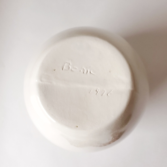 Vintage Beautiful & Simple Beauty Ivory Ceramic Ginger Jar - Picture 6 of 8